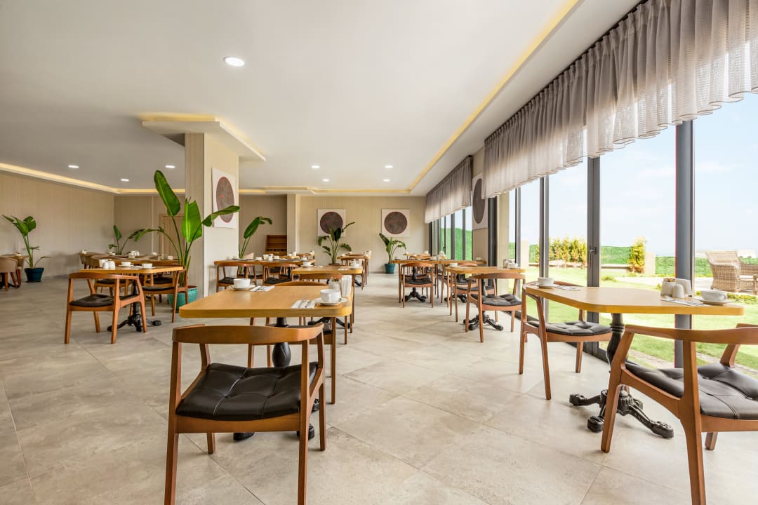 Gastro Ramada by Wyndham Cesme