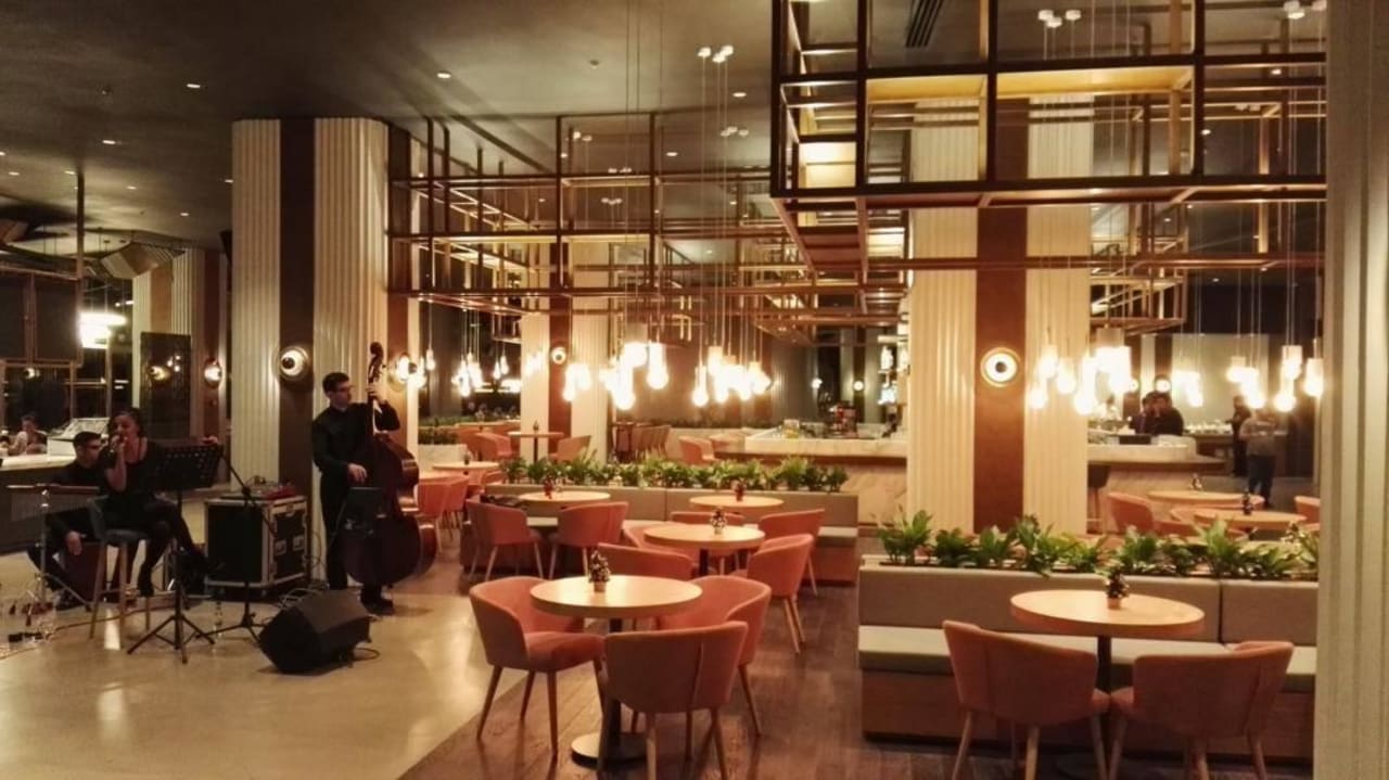 Neues Hauptrestaurant/Bar Maxx Royal Belek Golf Resort