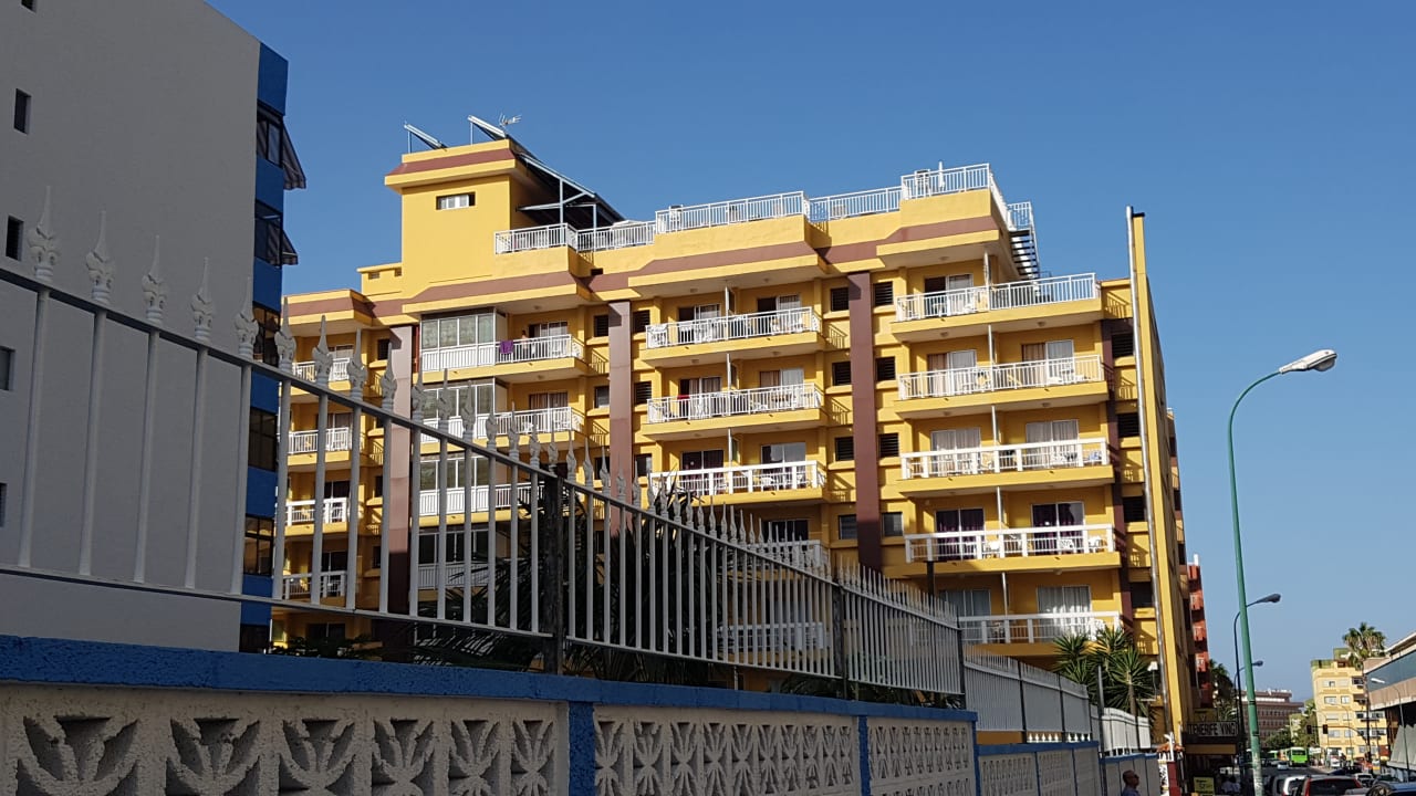 Außenansicht Skyview Hotel