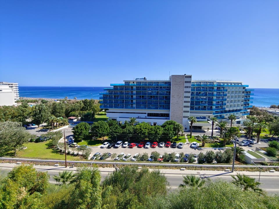 Außenansicht Hotel Calypso Beach