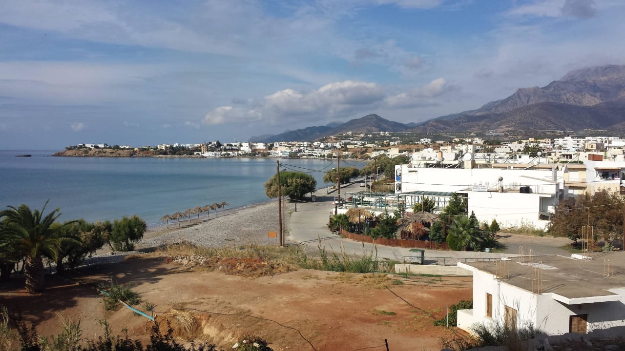 Blick zum Ort Atlantica Mikri Poli Crete