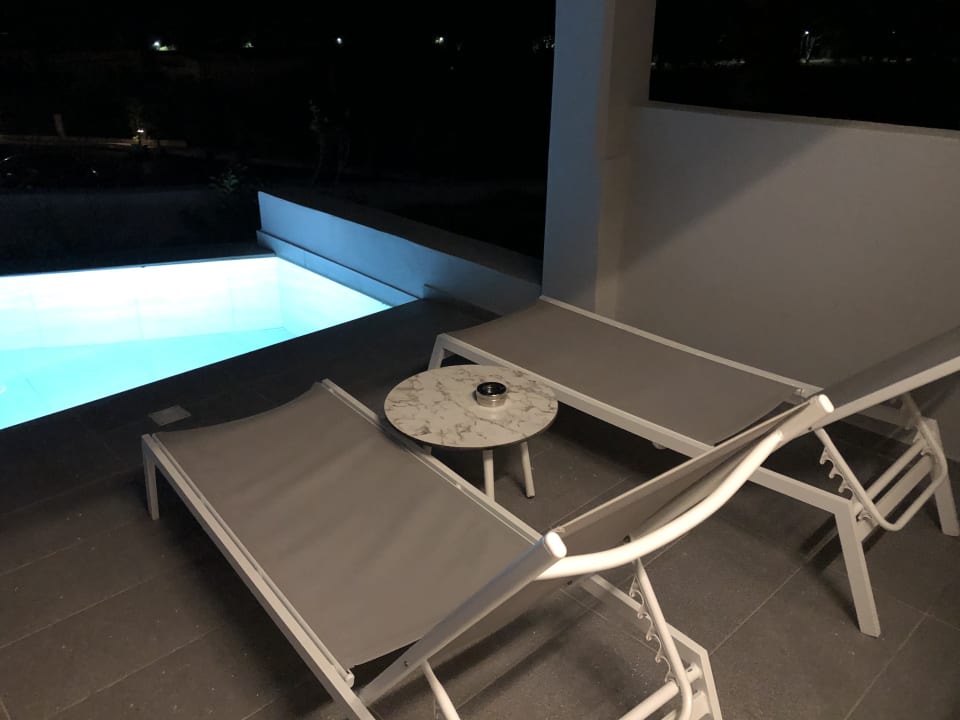 Pool Harmony Crest Resort & Spa