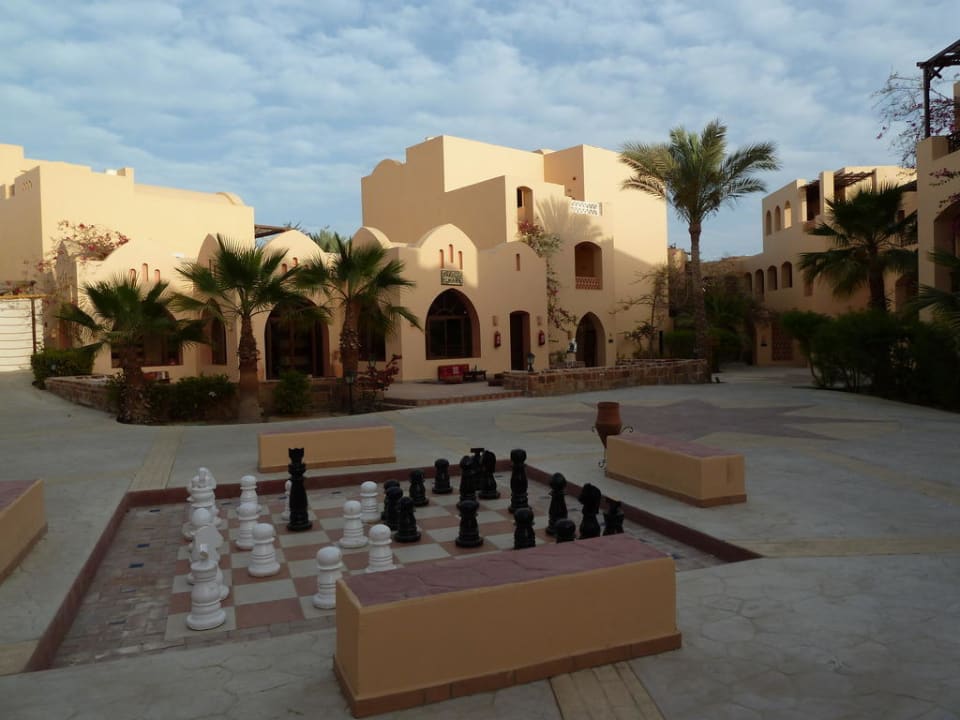 Weg zu unserem Zimmer Steigenberger Coraya Beach - Adults only