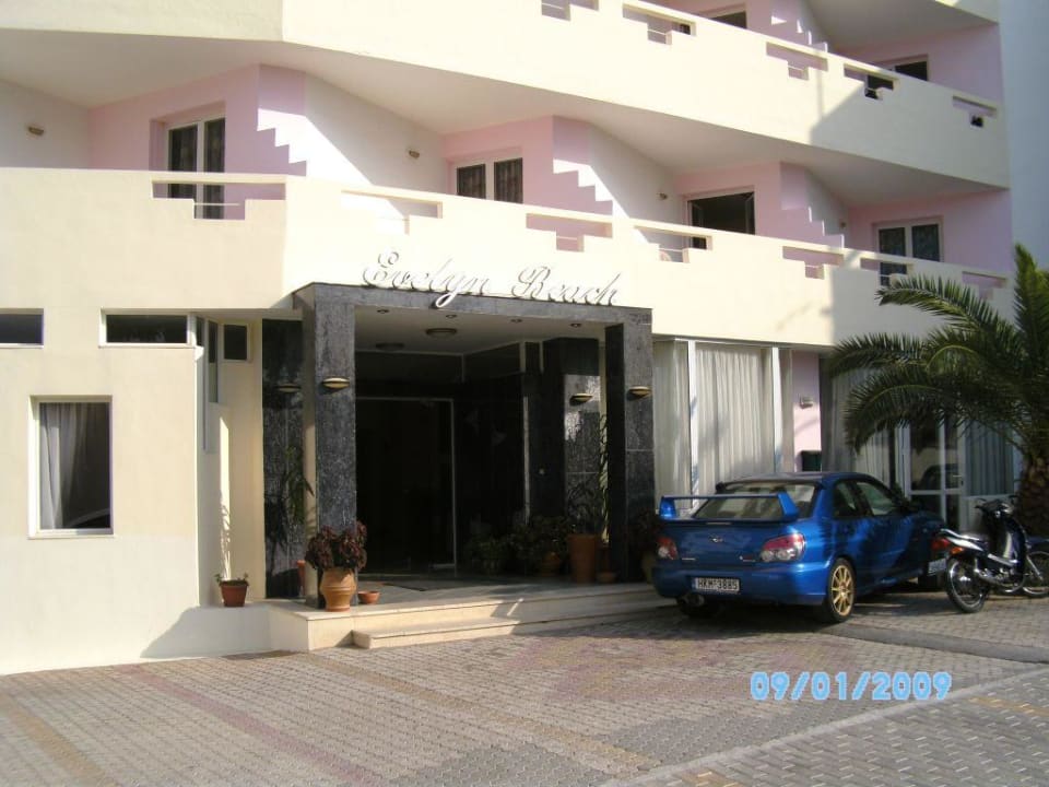 Hoteleingang Evelyn Beach! Hotel Evelyn Beach