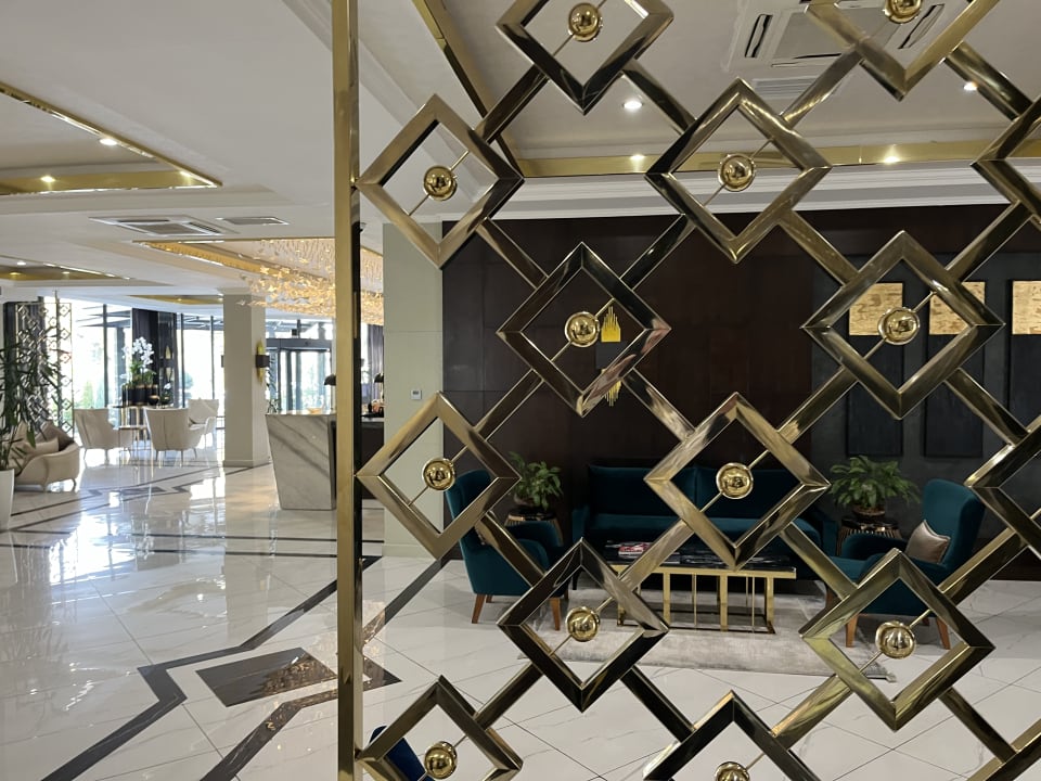 Lobby Wyndham Garden Tashkent