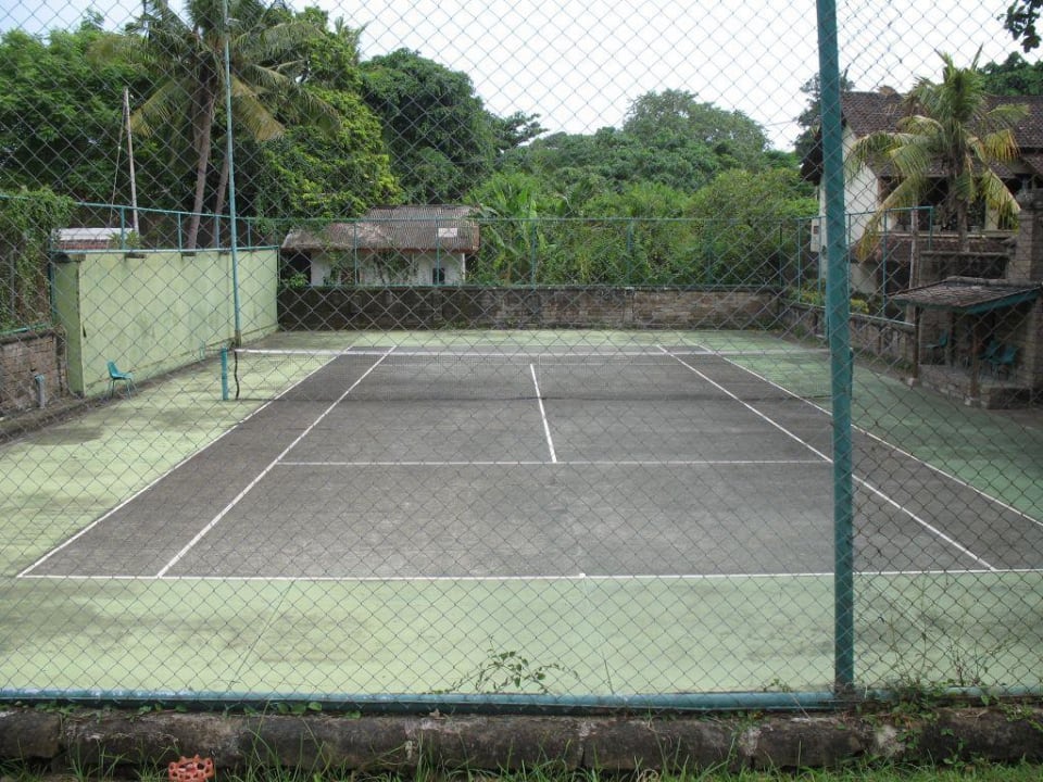 Tennisplatz Segara Village Hotel
