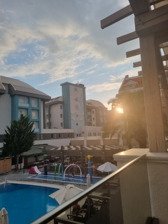 Ausblick Side Story Resort & Spa