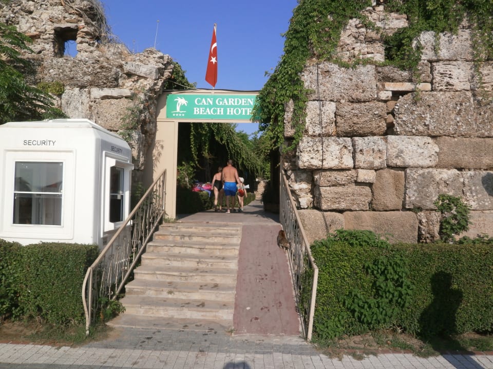 Strand Can Garden Beach