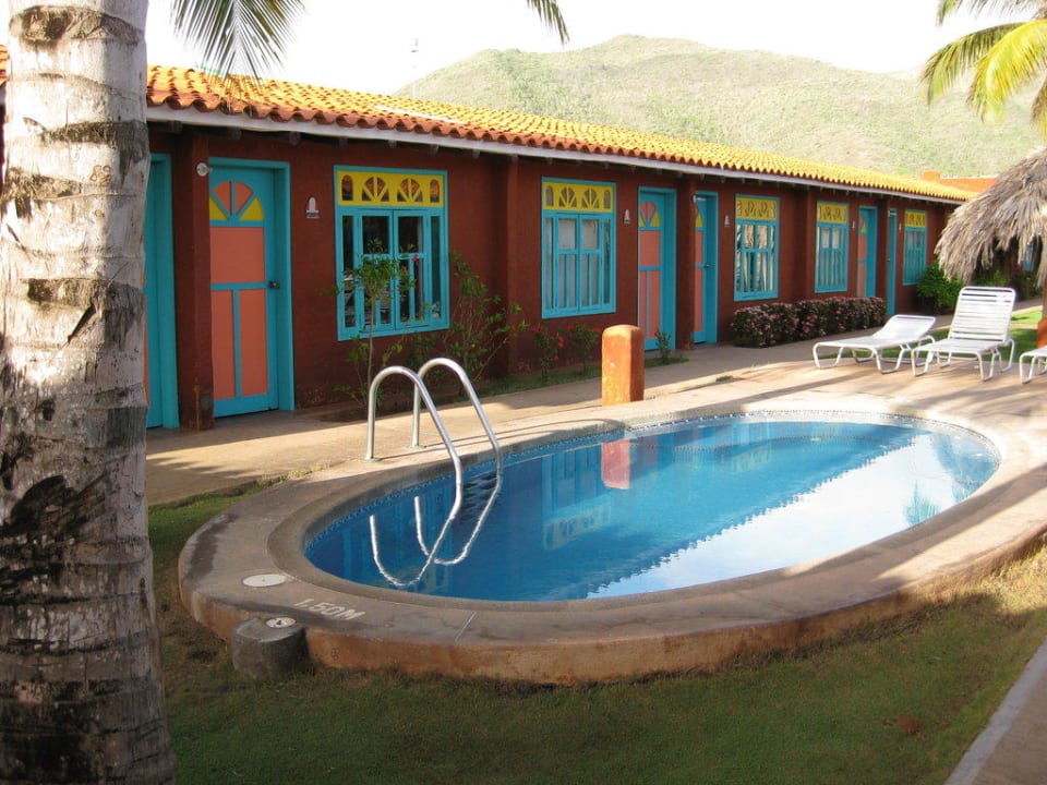 Jacuzzi Hotel Flamenco Villas / Beach Club