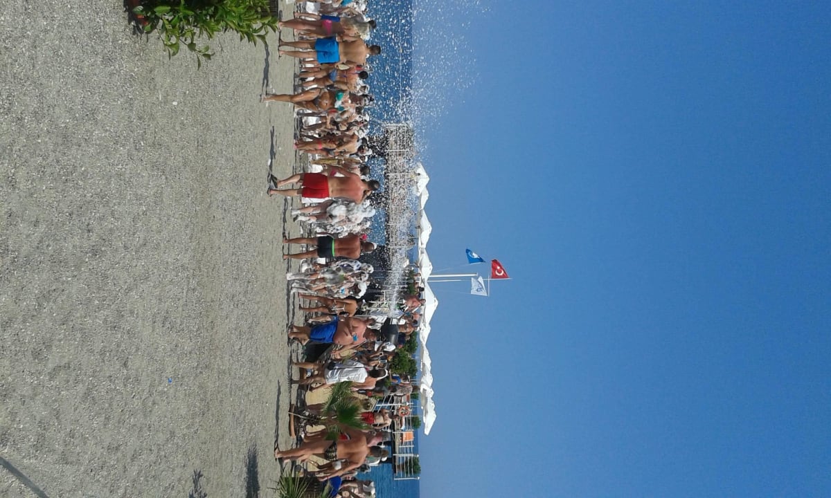 Schaumparty Limak Limra Hotel & Resort