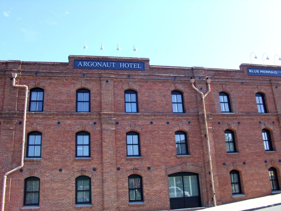 Hotel Seitenansicht  Hotel Argonaut