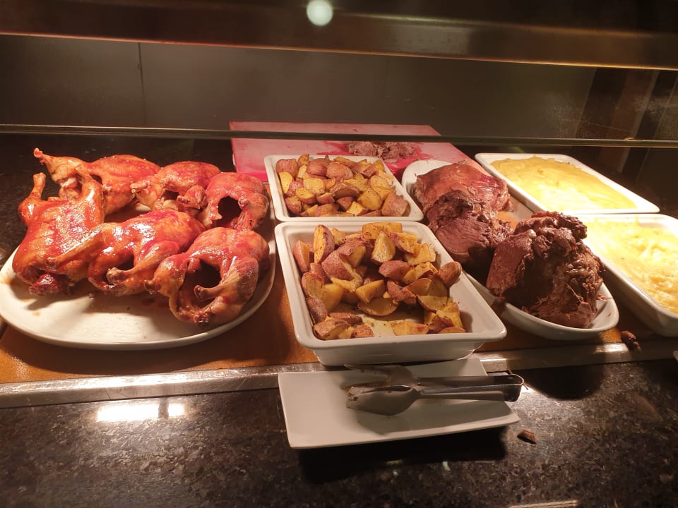 Gastro Hotel Riu Karamboa