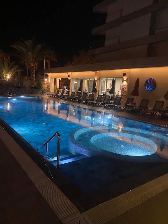 Pool Elysee Rive Hotel