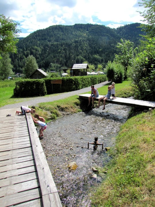 Der Weg zum Strand entlang dem Mühlbach... Haus am Mühlbach