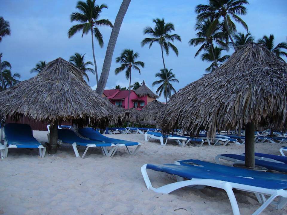Morgens am Strand Punta Cana Princess All Suites Resort & Spa