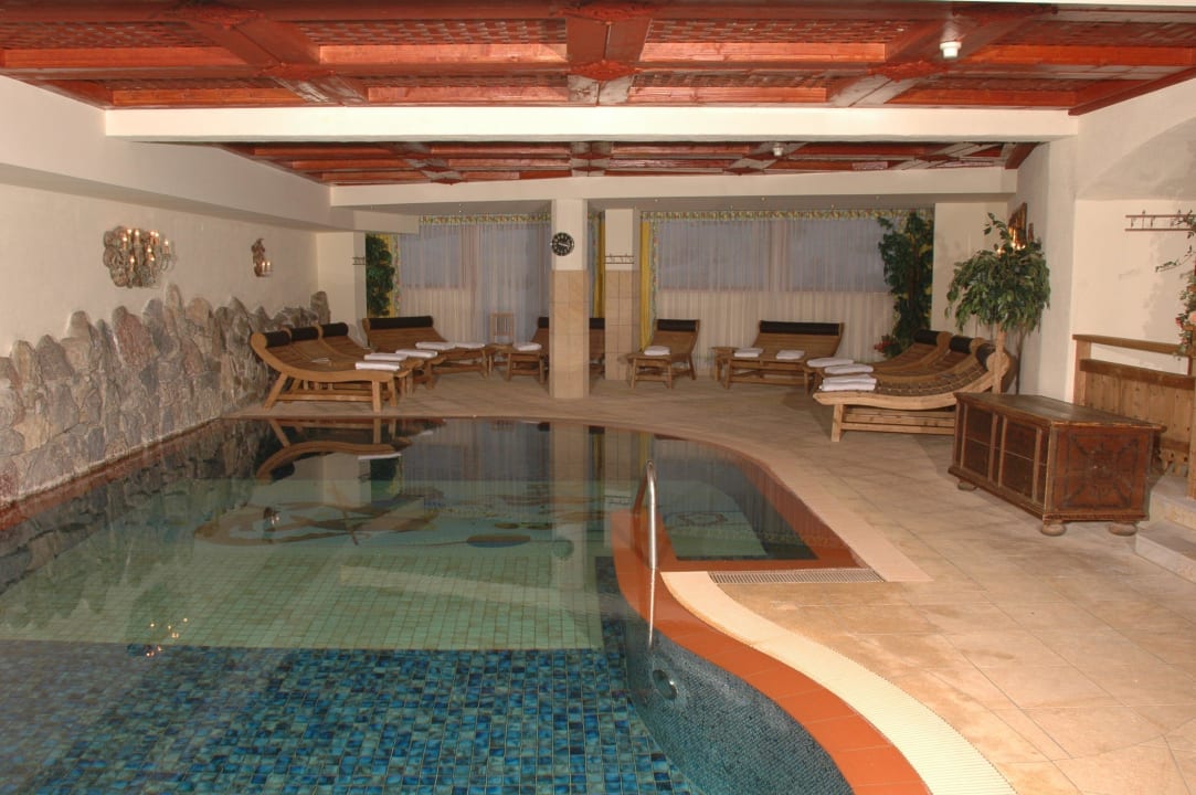 Schwimmbad Hotel Raffl's St. Antoner Hof