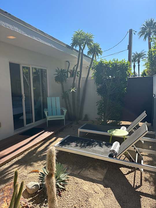 Zimmer the Weekend Palm Springs