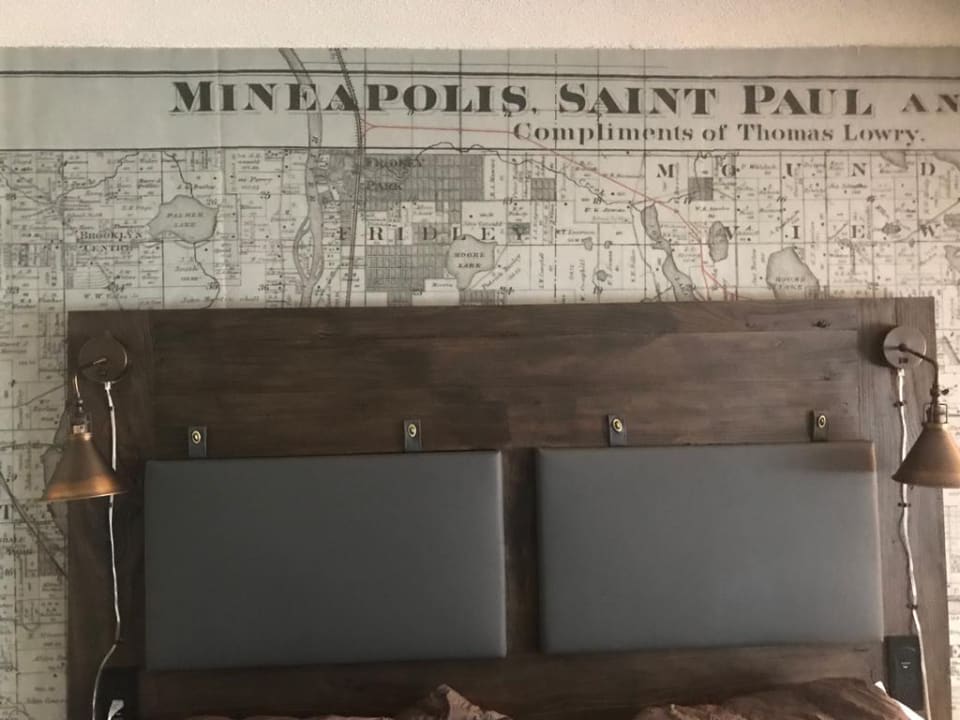 Lobby enVision Hotel St. Paul South, an Ascend Hotel Collection