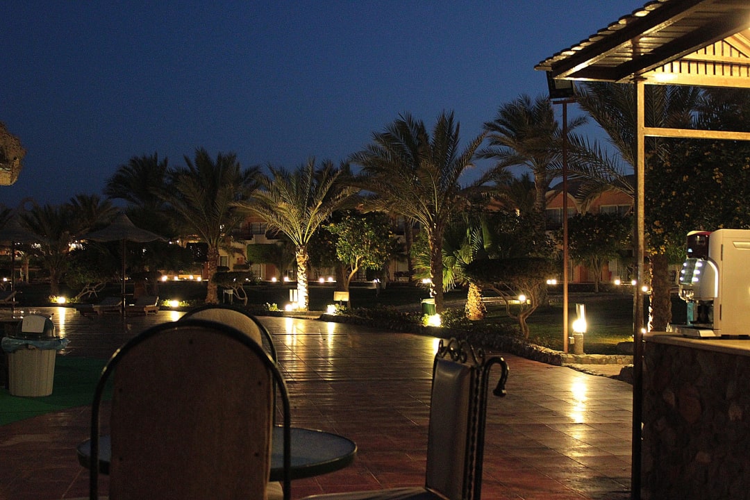 Bar przy basenie Three Corners Sea Beach Resort