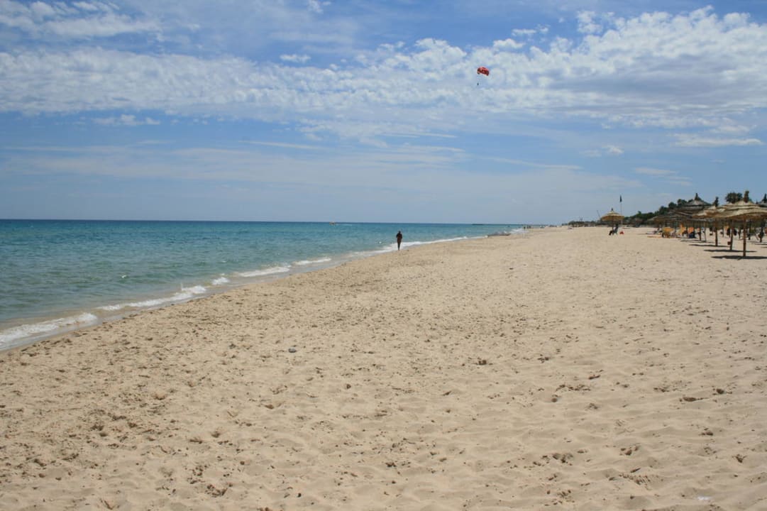 Der Strand  Hotel Royal Nozha