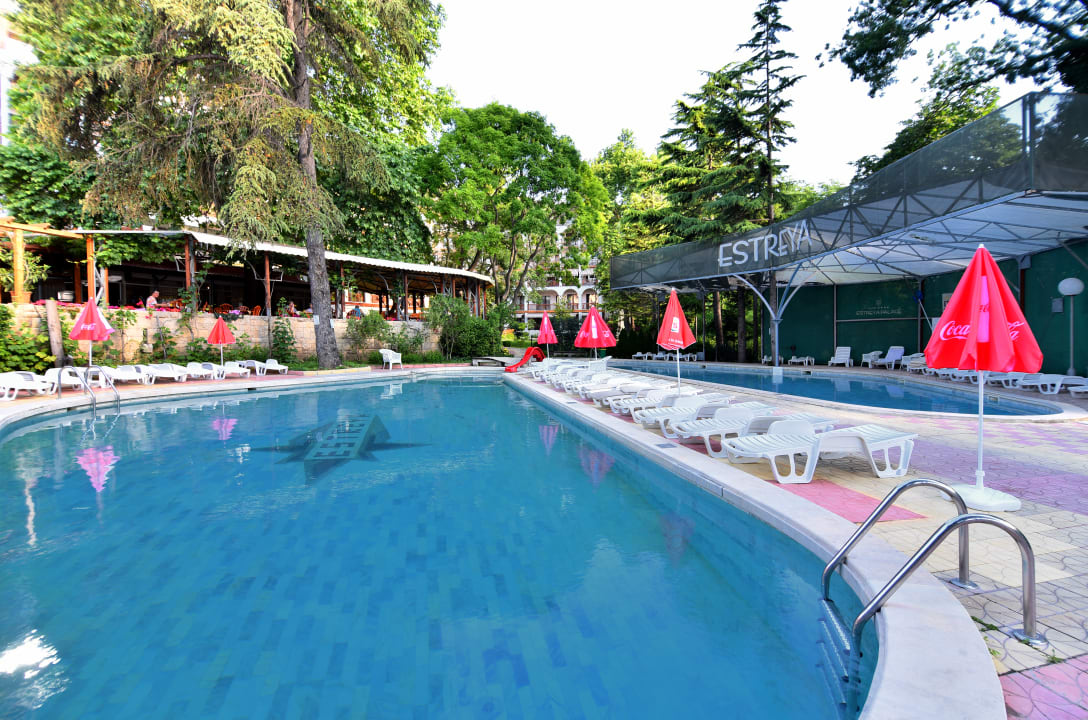 Pool Hotel Estreya Residence