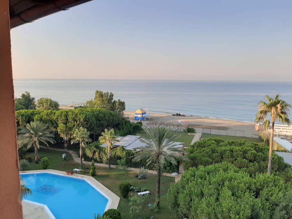 Ausblick Club Turtas Beach Hotel