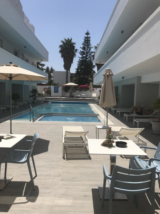 Pool Sentido More Meni Residence & Suites