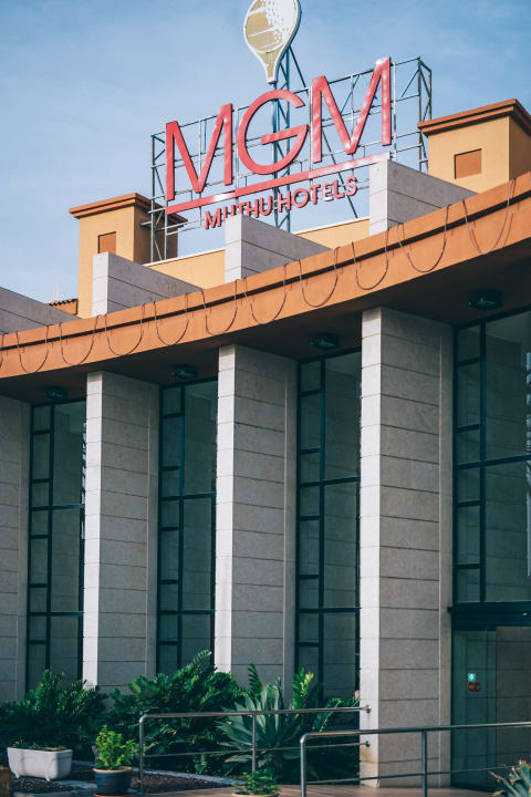 Außenansicht Grand Muthu Golf Plaza Hotel & Spa