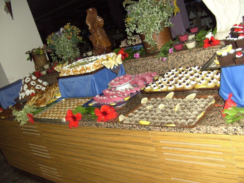 Süßes -- Süßes Club Turtas Beach Hotel