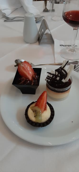 Gastro Kresten Palace Hotel