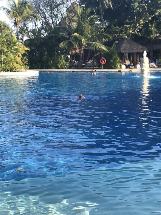Pool Iberostar Waves Tucan