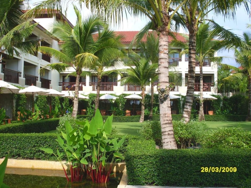 Gartenanlage The Briza Beach Resort Khaolak