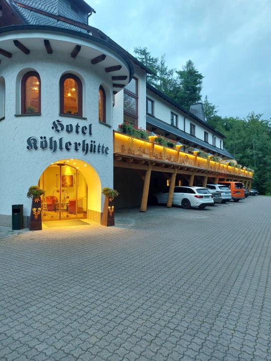 Außenansicht Hotel & Restaurant Köhlerhütte - Fürstenbrunn