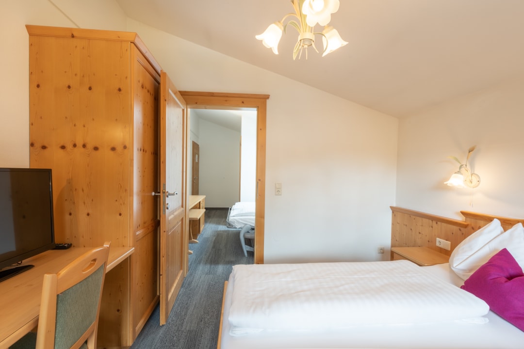 Zimmer Familien- & Wanderhotel Erika