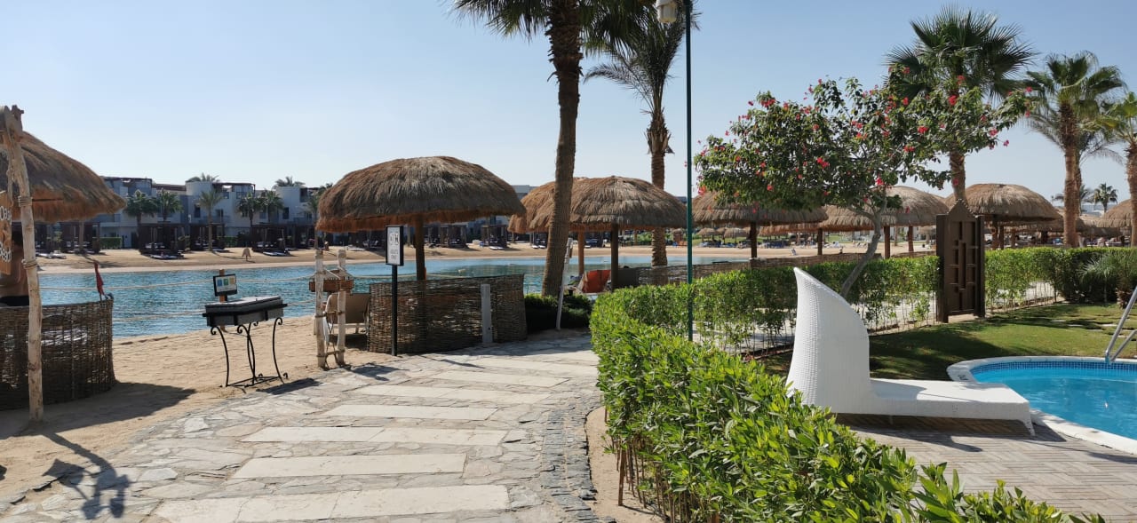 Strand SUNRISE Crystal Bay Resort