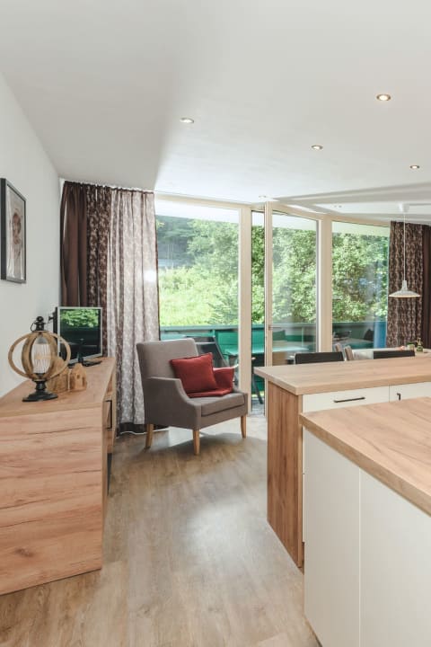 Zimmer ALPINE Appartement 208 by globboard