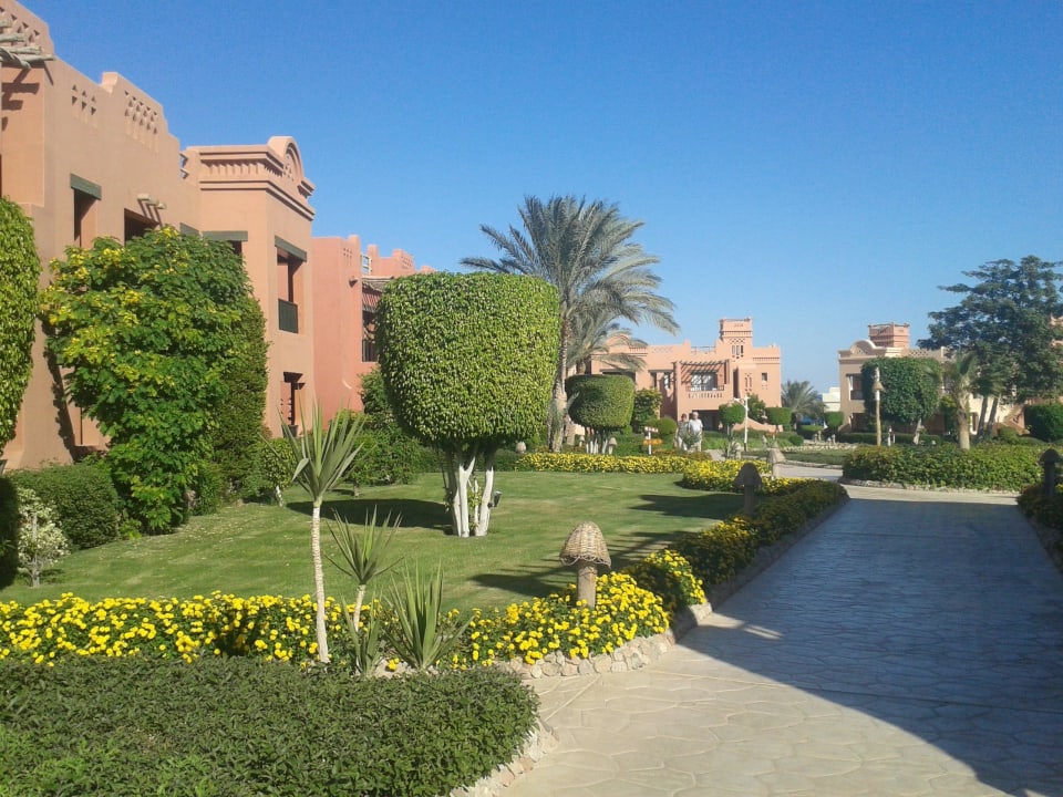 Weg hinunter zum Strand Charmillion Sea Life Resort