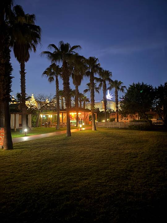 Gartenanlage Saturn Palace Resort Hotel