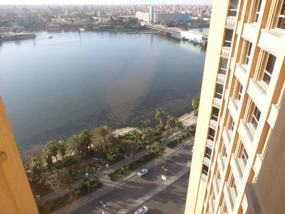 Blick nach Westen Fairmont Nile City Hotel