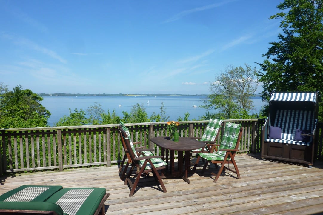 Hanghaus Terrasse Ostseehof – Ferienhäuser mit Meerblick