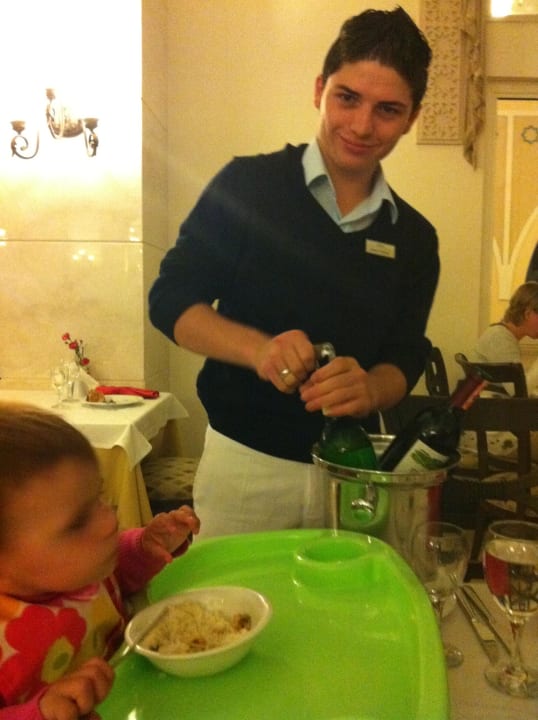 Alles nette und freundliche Kellner Güral Premier Tekirova