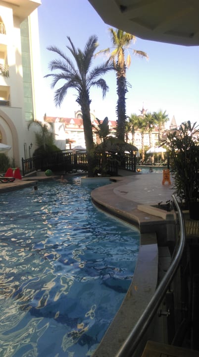 Pool Well Palace Side