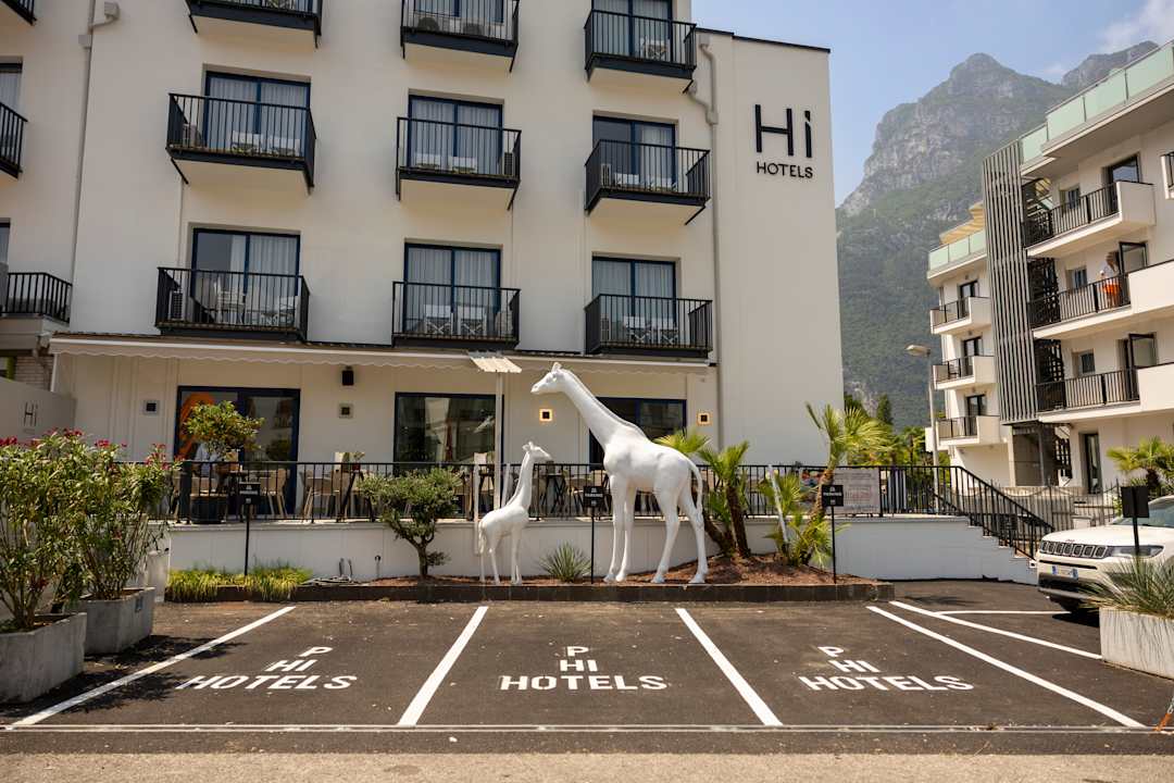 Außenansicht Hi Hotels Riva - Lakeview
