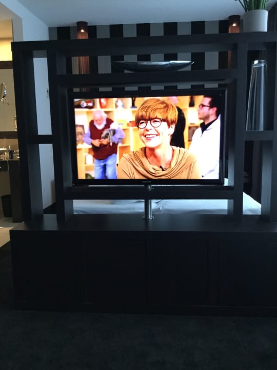 Zimmer Goodman's Living Apartments