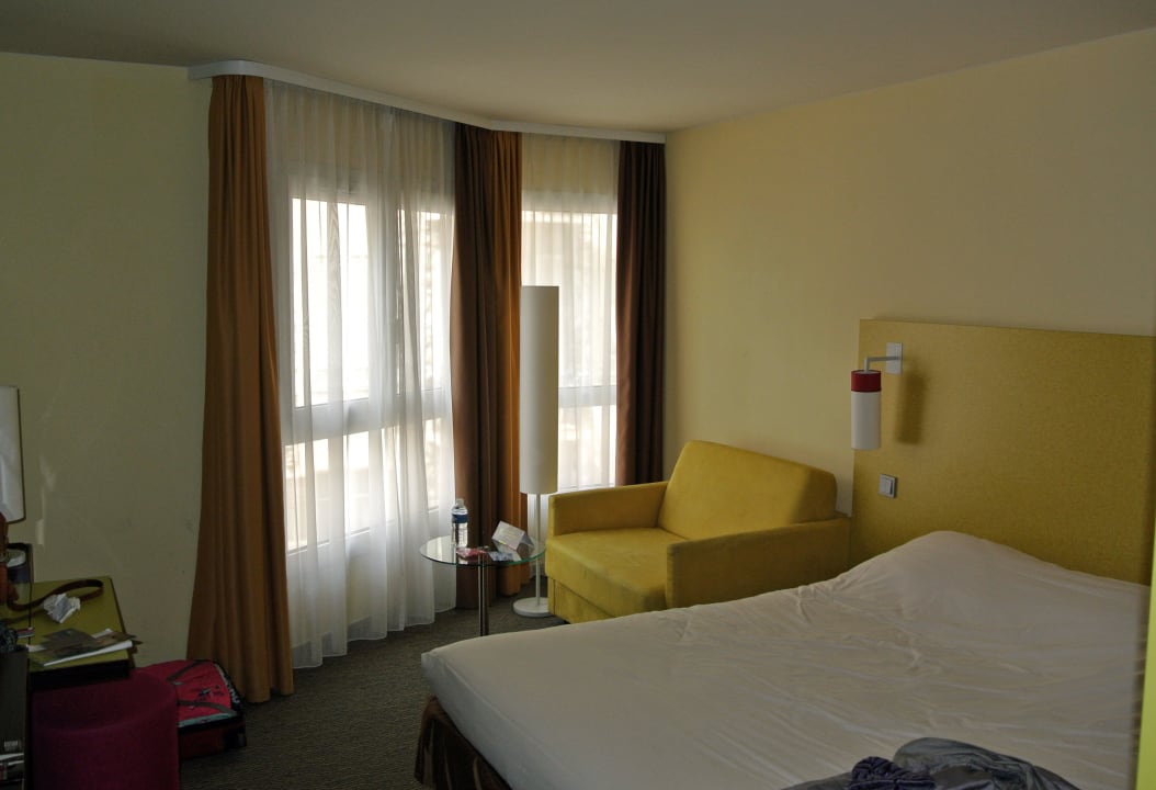 "Zimmer mit 1,60 Bett und ausziehbarem Sessel" Hotel ibis ...