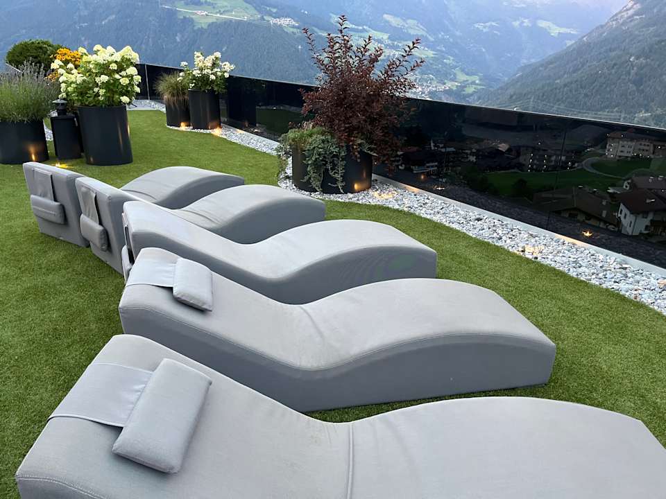 Gartenanlage NATURLODGE LADIS