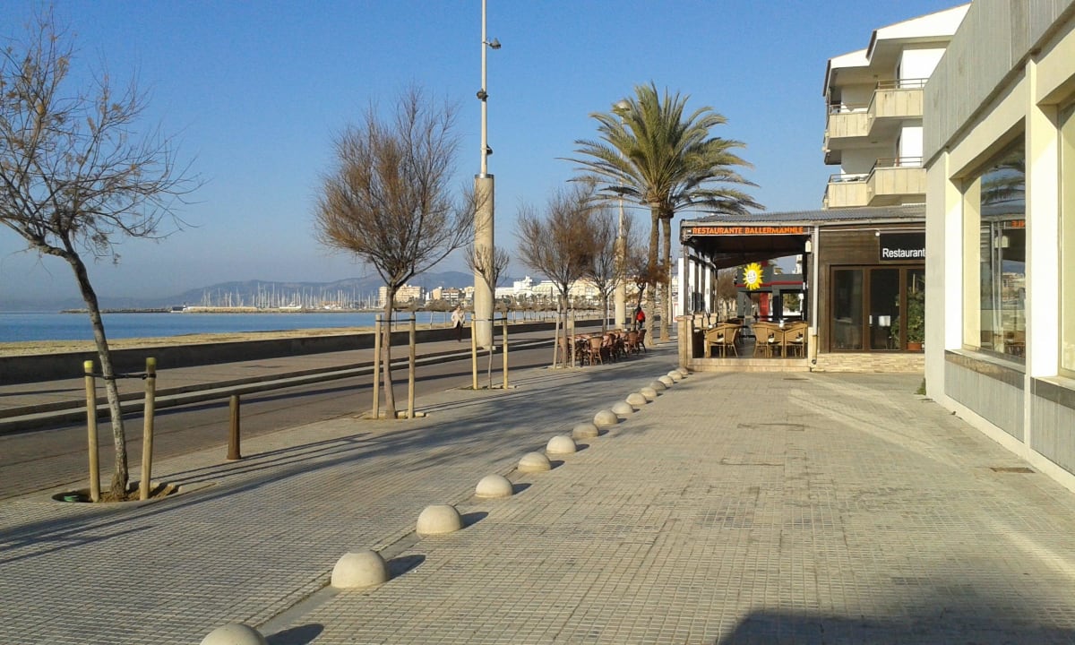 Herrliche Lage an der Promenade Aparthotel Fontanellas Playa