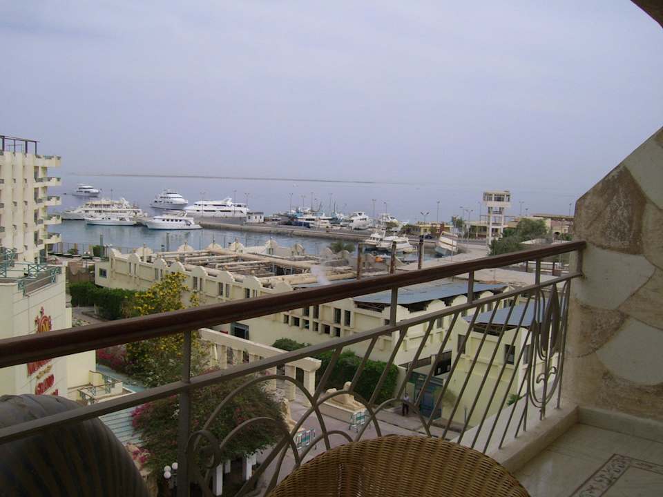 Widok z balkonu Moreno Horizon Spa & Resort