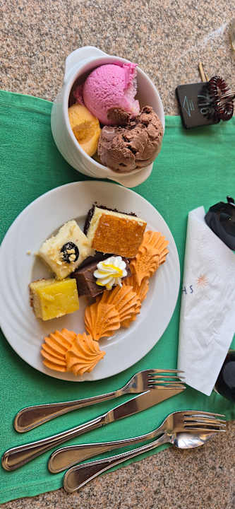 Gastro Shams Alam Beach Resort