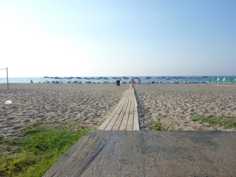 Dierekt am Strand Hotel Kathrin Beach